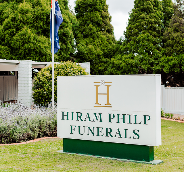 Hiram Philp funeral home